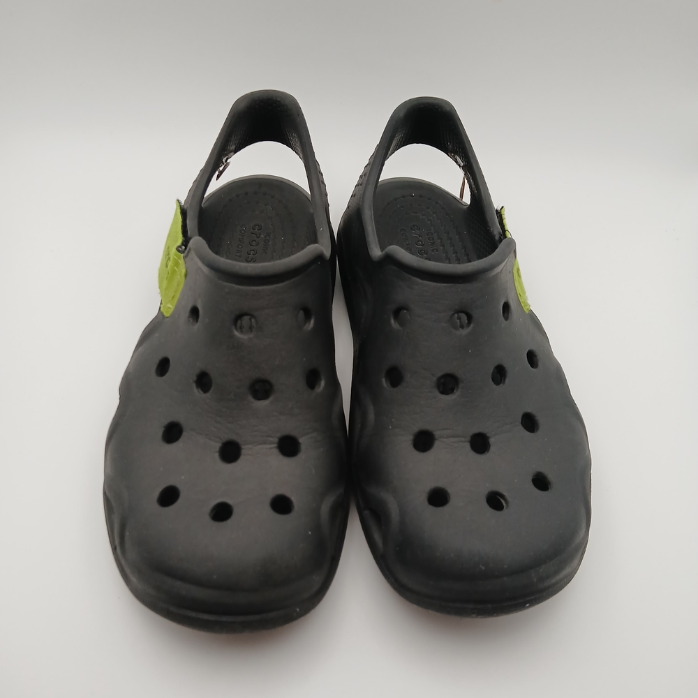 CROCS Kids Water Shoes in Black and Green